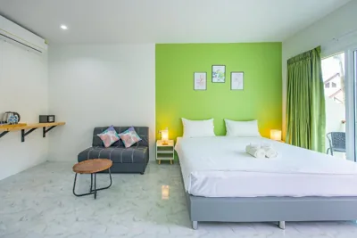 Karon Hotel at 22 – Fotos 7